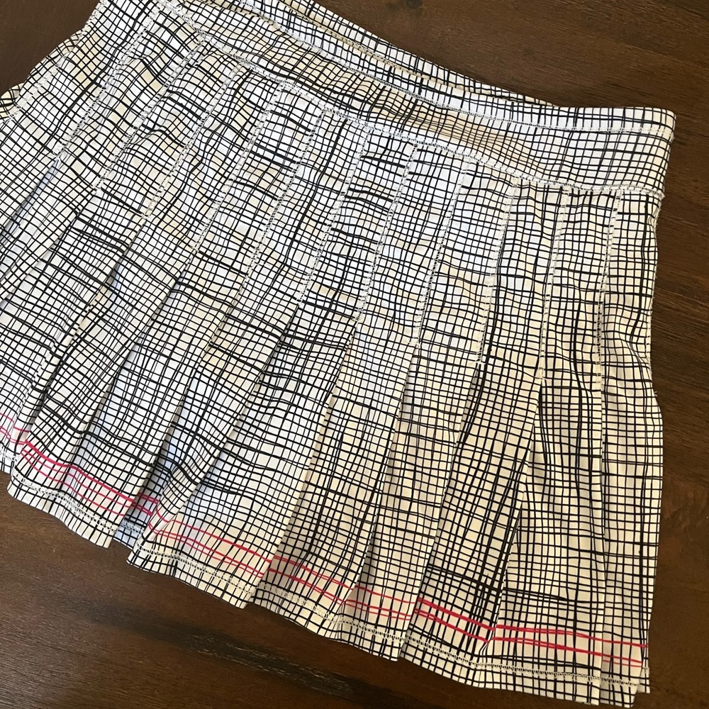 Lucky In Love Tennis Skirt Sz M